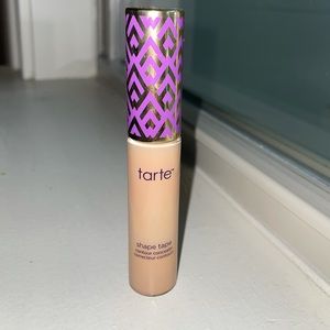 Target shape tape concealer